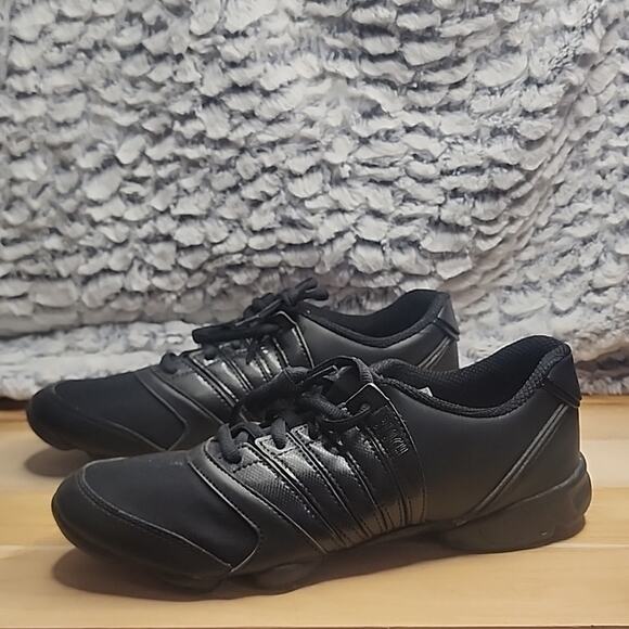 BLOCH WOMAN'S TRINITY BLACK LEATHER SPLIT SOLE DANCE SNEAKER NWOB🎶LETS DANCE🎶 - Picture 2 of 16